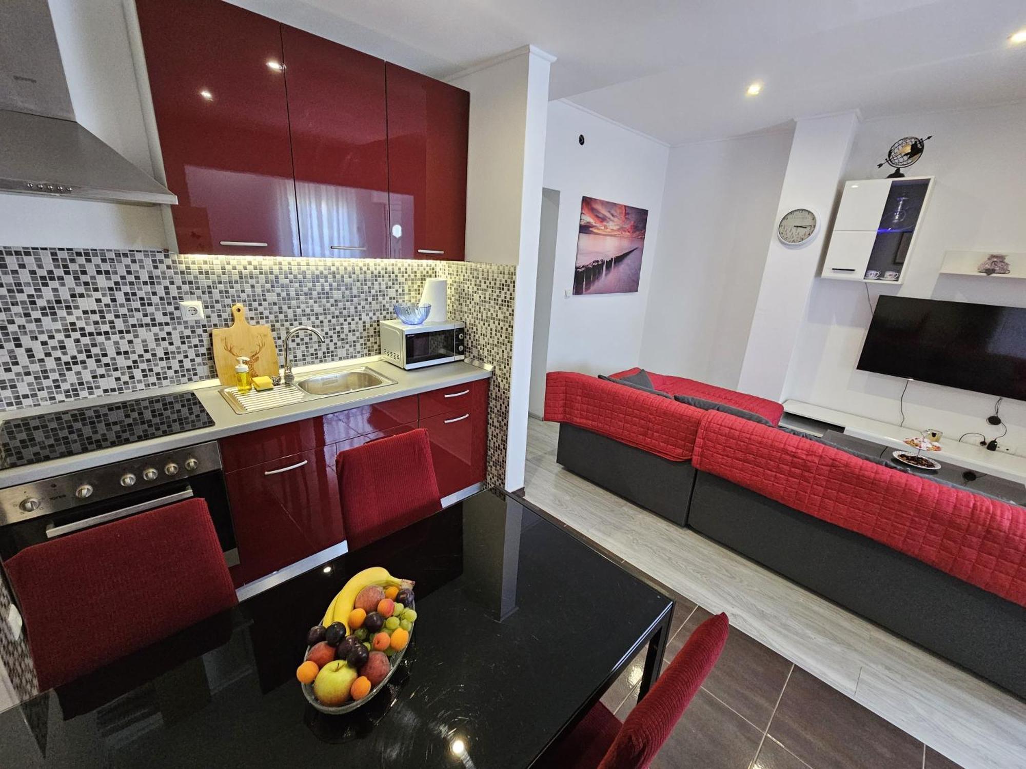 Modern Apartment Nikola In A Quiet Area Kastel Stari Bagian luar foto