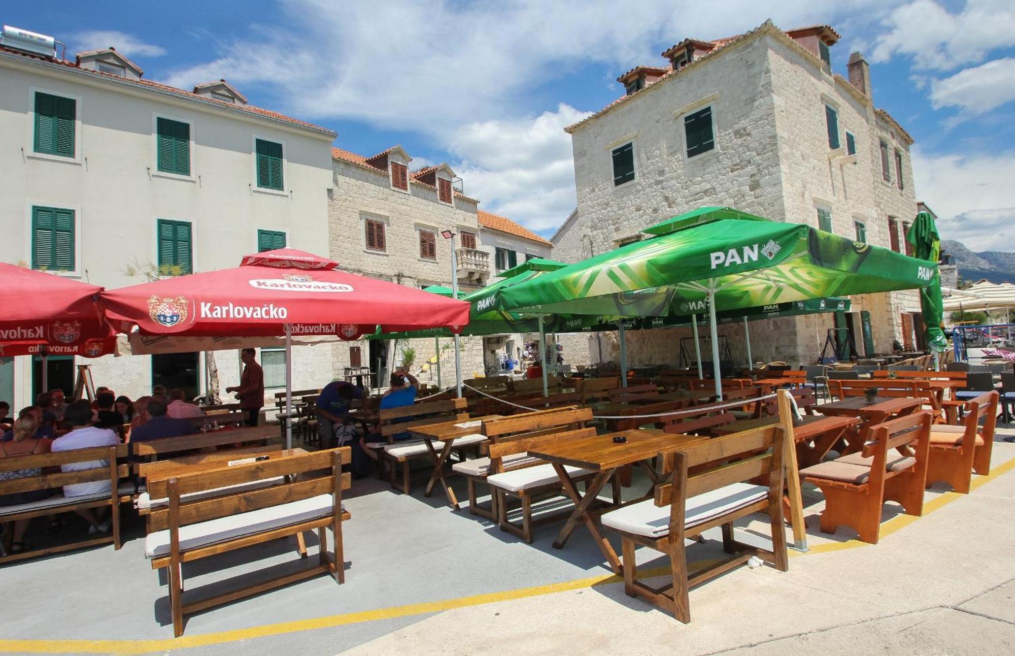 Modern Apartment Nikola In A Quiet Area Kastel Stari Bagian luar foto