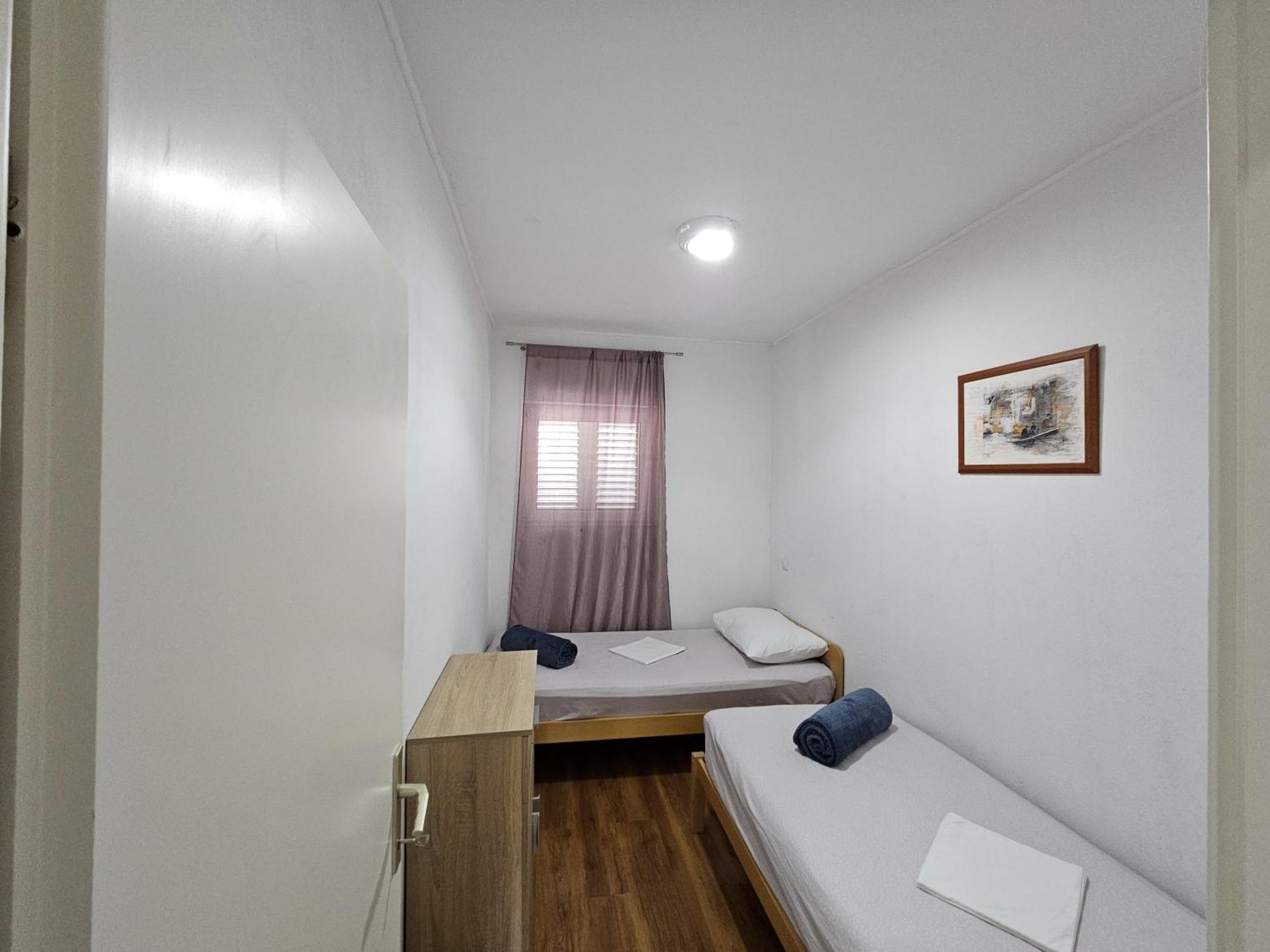 Modern Apartment Nikola In A Quiet Area Kastel Stari Bagian luar foto