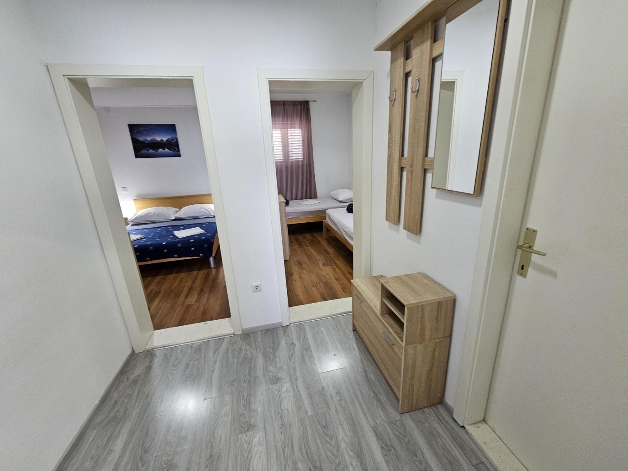 Modern Apartment Nikola In A Quiet Area Kastel Stari Bagian luar foto