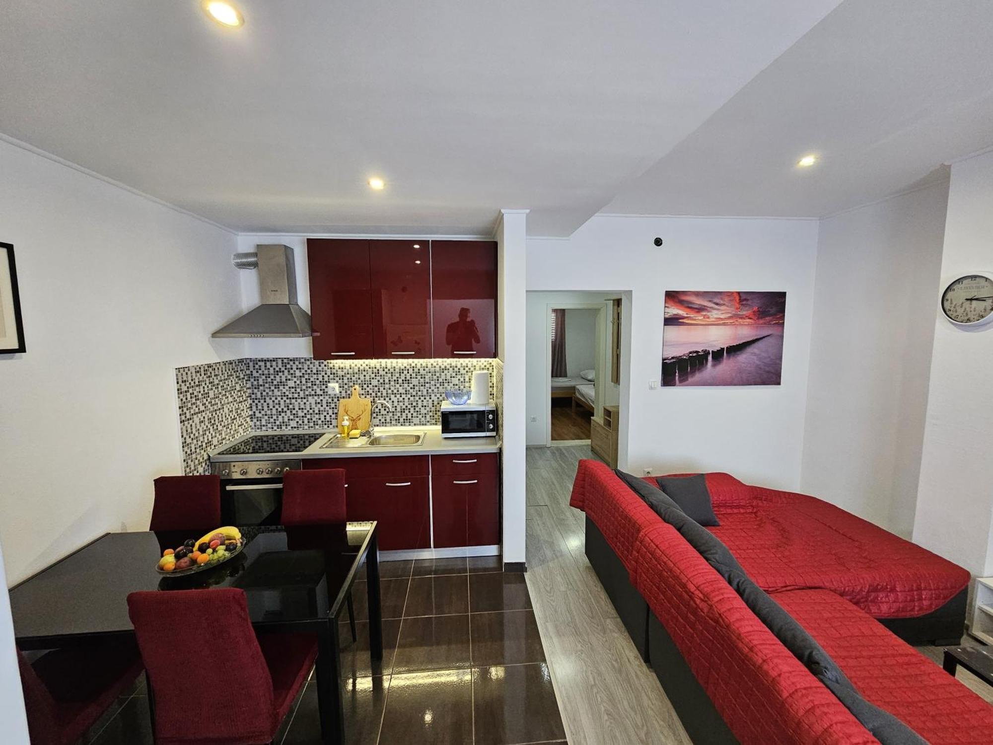 Modern Apartment Nikola In A Quiet Area Kastel Stari Bagian luar foto